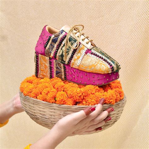 Shop Premium Bridal Sneakers, Wedding Heels and Groom Shoes – aroundalways