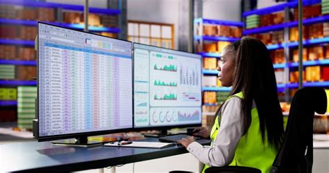 Computer Warehouse 的图像结果