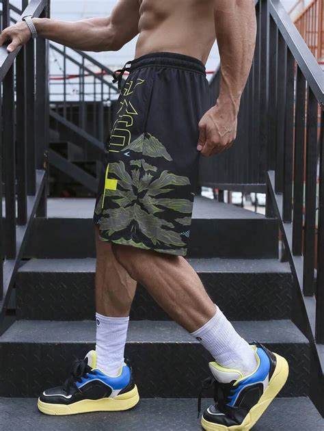 Manfinity Sport MetroGents Boyfriend Style Men Camo Print Drawstring ...