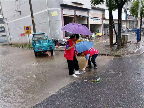 大暴雨来了！云南多地发预警！一小区雨水倒灌住户家中_腾讯新闻