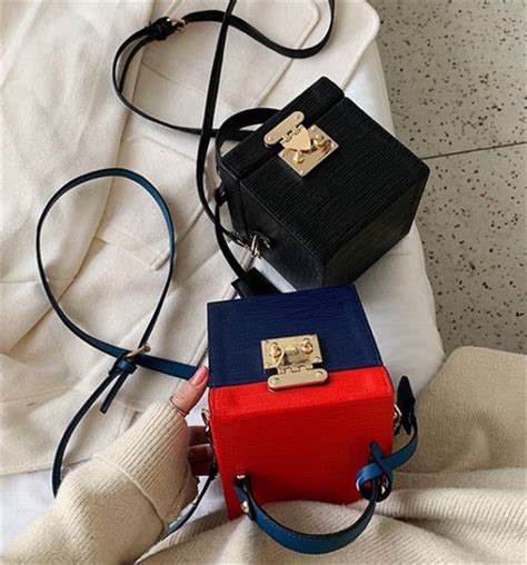 Dorah Square Bag – Made For Her Label