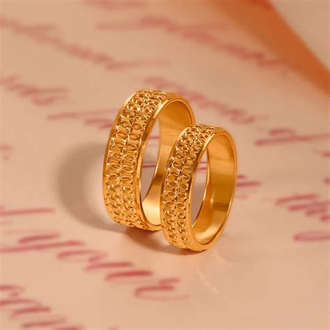 It's a Lovestory Couple Rings