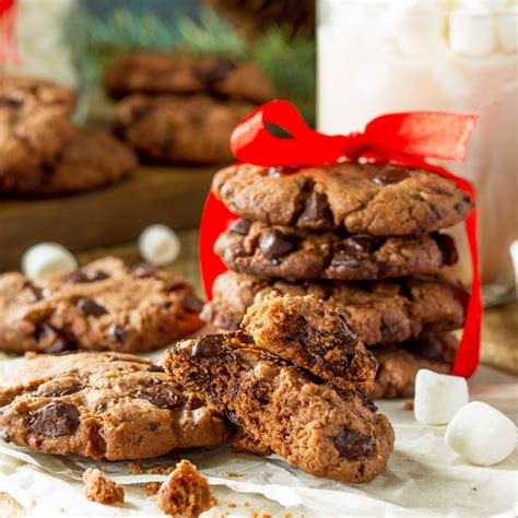 Choco Chip Cookies – Linoui - Chocolates | Pastries | Bakes