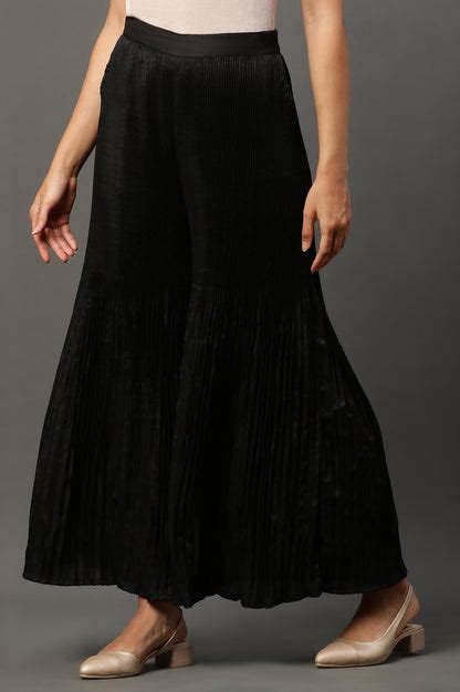 Black Solid Flared Woven Sharara With Pleats – wforwoman