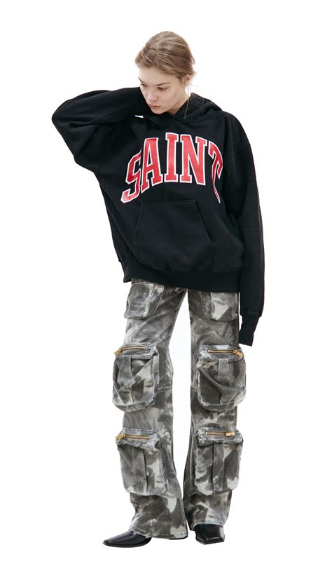 Shop Saint Michael clothing for women online at SV77