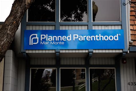 Planned Parenthood Clinic Turns to Cosmetic Care Amid Loss of Federal ...