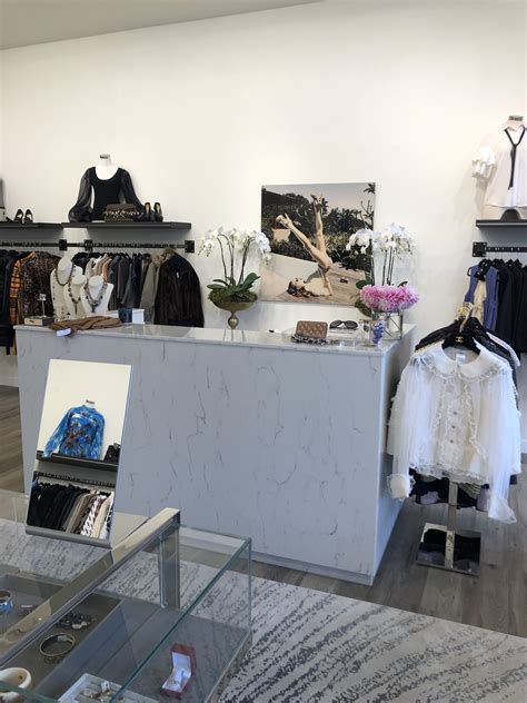 THE REFIND CLOSET - Seattle WA - Hours, Directions, Reviews - Loc8NearMe