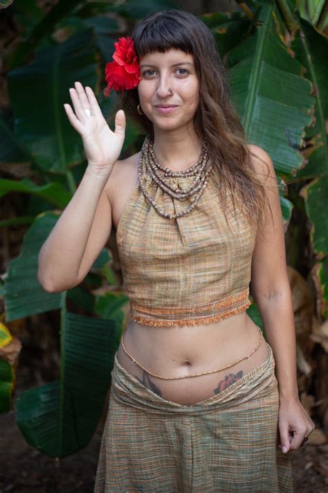 Primitive Woman 的图像结果