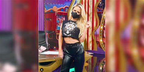 Pantalón engomado y top al límite, Alejandra Maglietti arrasó con su ...