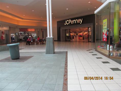Trip to the Mall: River Oaks Center- (Calumet City, IL)