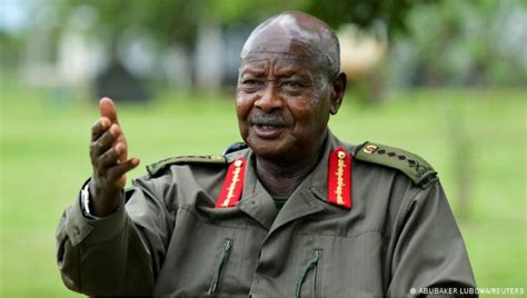 Dictators in Africa Using Social Media to Cling to Power | NewsClick