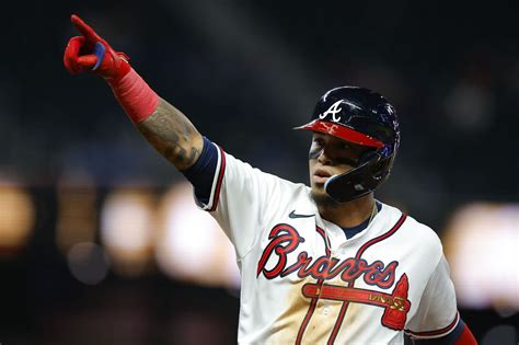 What happened to Orlando Arcia? Braves shortstop exits game after nasty ...