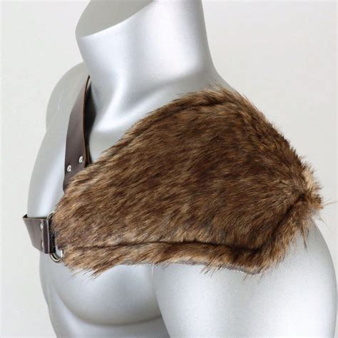 Men's Soldier Viking Fur Shoulder Throw Faux Fur Medieval Fur Shoulder ...