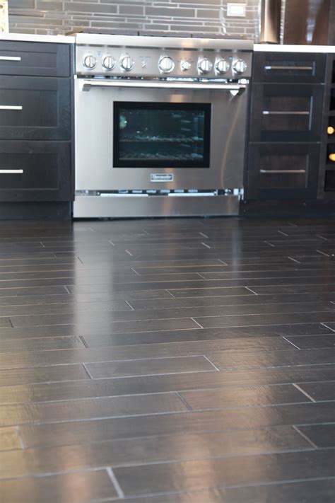 Kitchen Gallery pg — United Floor Covering