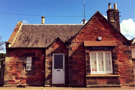 Its a micro pub with a big heart - Reviews, Photos - Station Yard ...