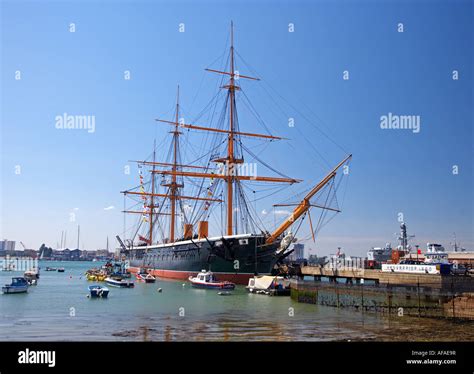 Hms warrior hi-res stock photography and images - Alamy