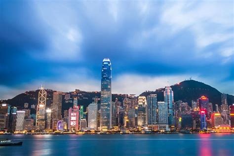 去香港留学读研拿身份，需要什么条件？一年需要多少费用?_硕士_学费_生活费