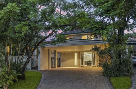 71 Highland Terrace, St Lucia QLD 4067 - House For Rent | Domain