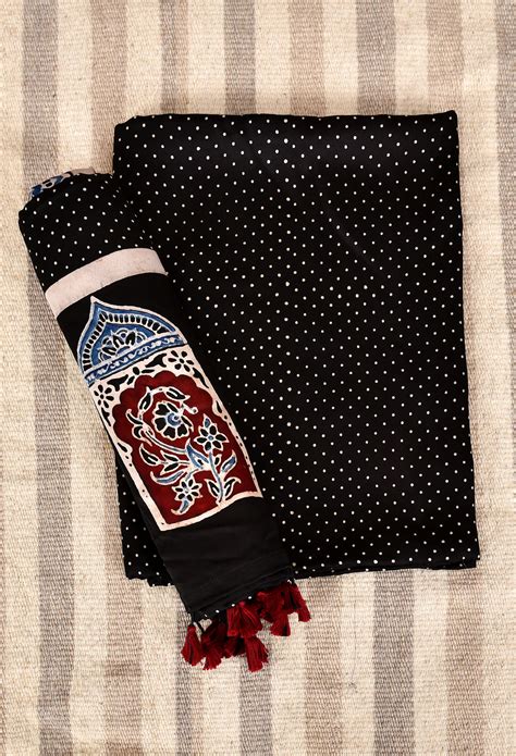 ARCHIKA : AJRAKH HAND BLOCK MODAL SILK 2 PIECE SUIT – EkBanni