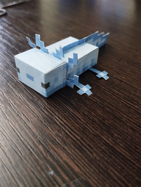 DIY Paper Crafts: How to Make a Purple Object