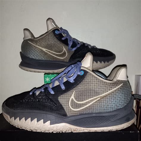 Original Kyrie 4 low, Men's Fashion, Footwear, Sneakers on Carousell