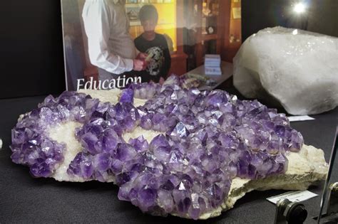 Mineral Bliss: The NY/NJ MIneral, Fossil, and Gem Show 2014