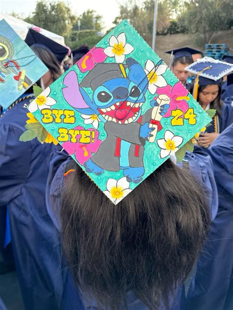30 magical disney graduation caps – Artofit