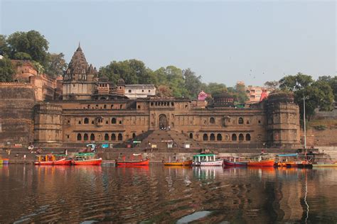Authentic Maheshwari Handloom : Sari, Scarves, Dupatta | Exclusive ...