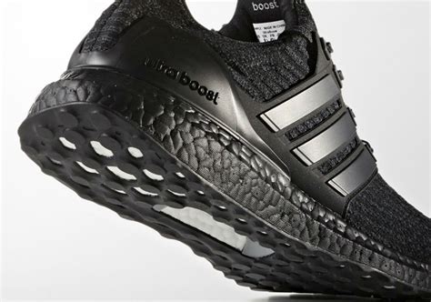 Ultra boost full black best sale