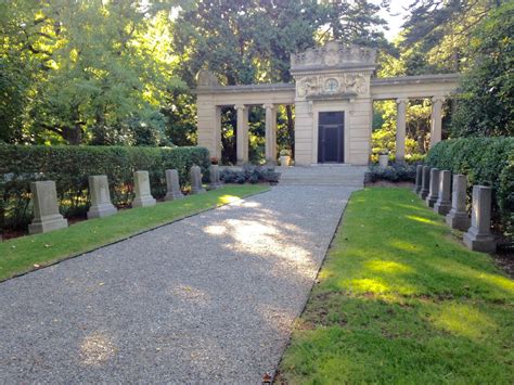 travels: Moravian Cemetery, Todt Hill, Staten Island, New York, New York