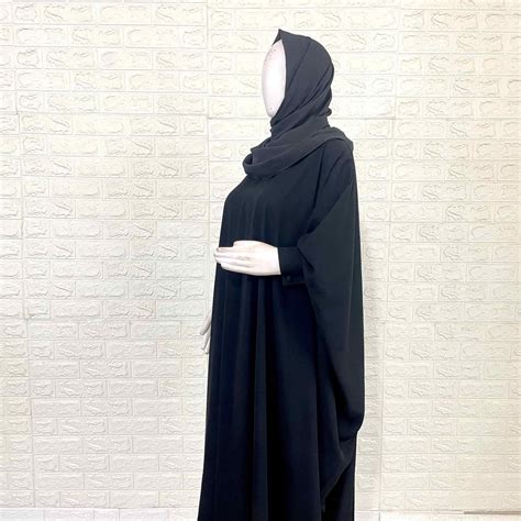 Black Kaftan Abaya With Cuff Buttons – Souq an nisa