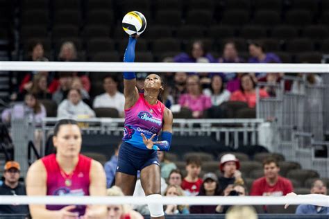 Omaha Supernovas hit the road for the first time