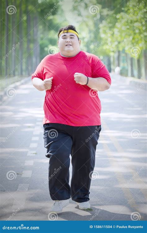 Fat Guy Running 的图像结果