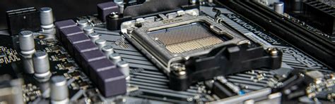 Goedkope AMD socket AM5-moederborden Benchmark - Tweakers