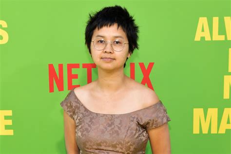 Über Charlyne Yi: Die Komikerin, die nicht lustig sein will.