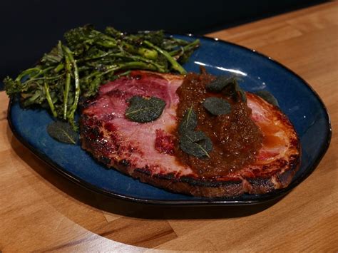 Twohey's Tavern Ham Steak (Dose of Vitamin P) - Food GPS