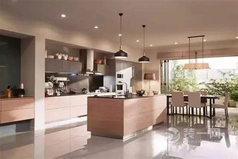 大气美式别墅厨房装修 – 设计本装修效果图