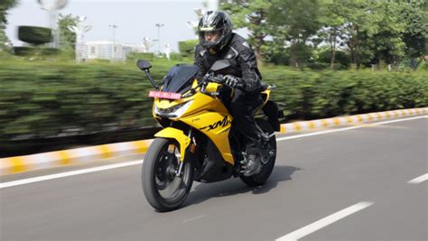 Hero Karizma XMR review: Nothing like the old model but better than new ...