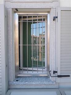 griglie per porte grate e inferriate apribili con snodo per finestre e porte griglie per porte grate e inferriate apribili con snodo per finestre e porte