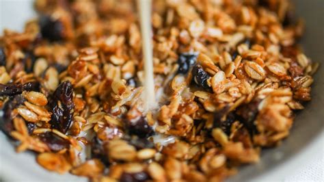 Does Granola Go Bad? Understanding the Granola Shelf Life