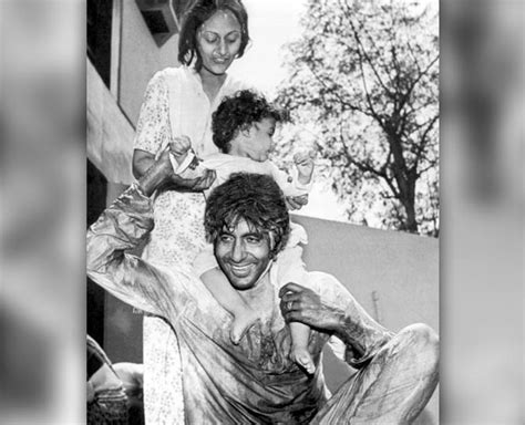 Holi Celebration Photos of Bollywood Celebs Amitabh Bachchan Shilpa ...