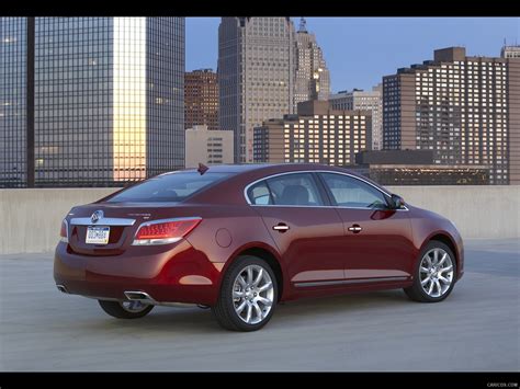 Buick LaCrosse (2010) | Rear Right Quarter