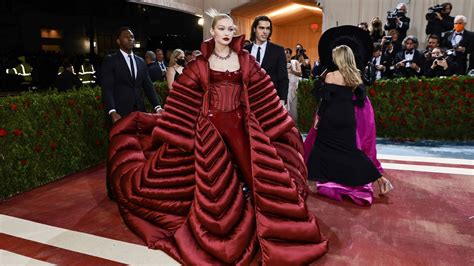 Gigi Hadid wore a bold red leather catsuit and corset to the Met Gala ...