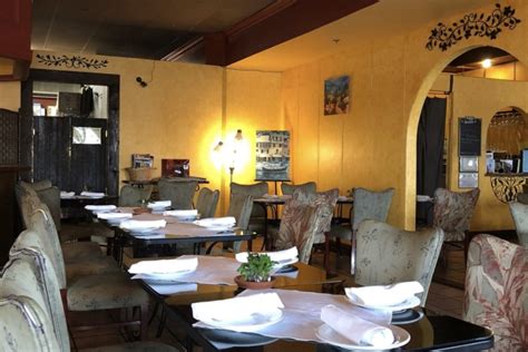 Dom De Luca's Restaurant - Italian Restaurant in Waimea, HI | The Vendry