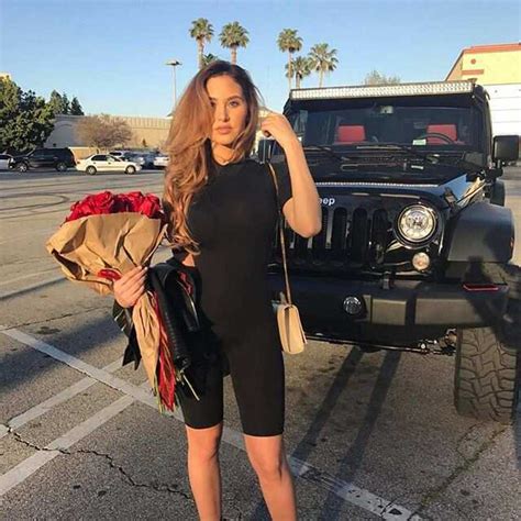 Catherine paiz zodiac 60 photos - Youhoroscope.com