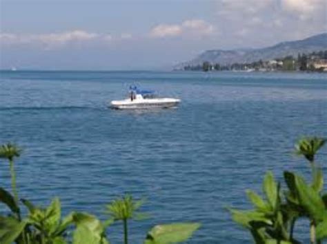 Heart-warming 3 Days Montreux Friends Vacation Package | montreux Trip ...