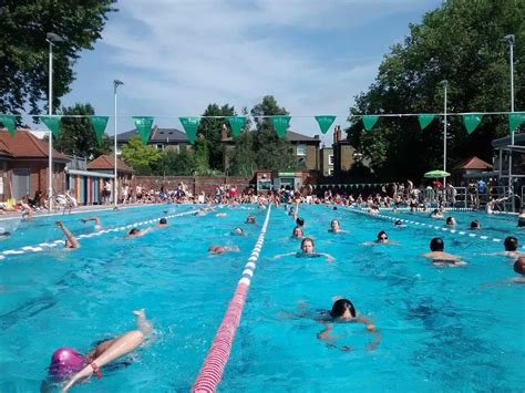 Best Swimming Pools in London - A Lido Lover's Guide | CNT Traveller ...