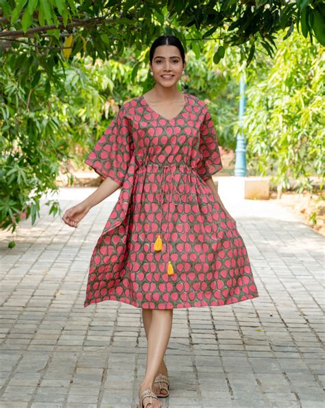 Buy Strawberry Midi Cotton Kaftan Dress For Women Online | Phutari