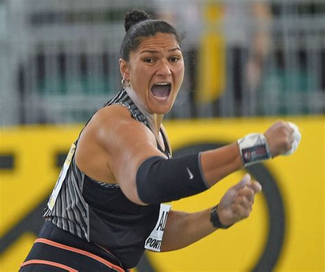 A gang, 17 siblings: Behind toughness that defines Steven Adams | New ...