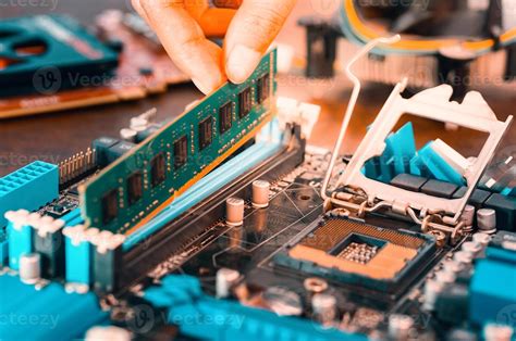 Computer Memory Install 的图像结果